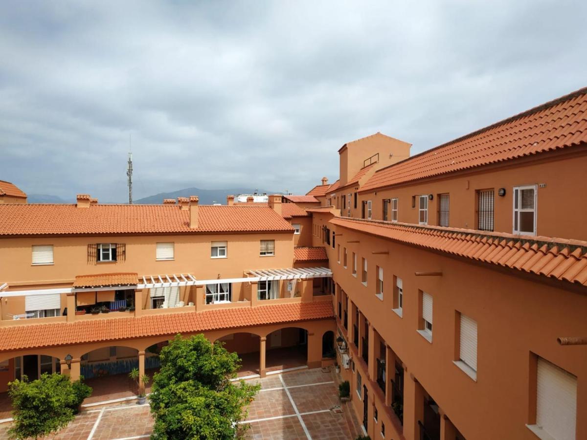 Atico Andalucia Plaza Apartment *
